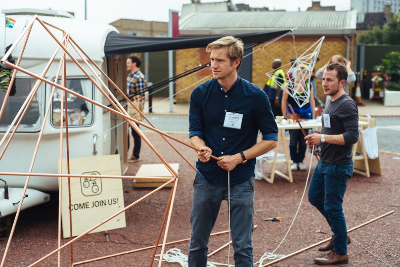 Stewart and Gunnar & their MLN caravan  ©BritishCouncil