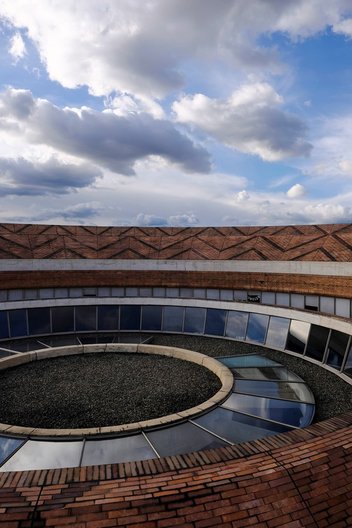 Biblioteca Pública Virgilio Barco - Inhabitable Roofscape © Dominic Oliver Dudley