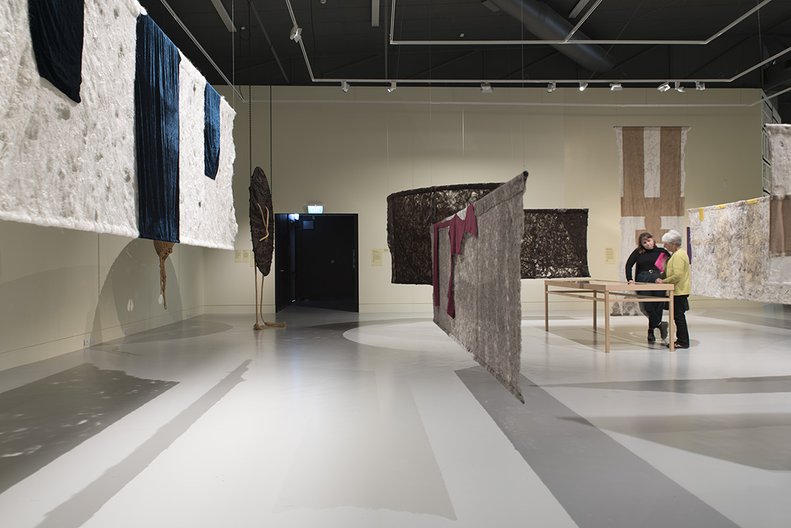 Installation view, ‘Emma Fitts: From Pressure to Vibration—The Event of a Thread’ John Lake